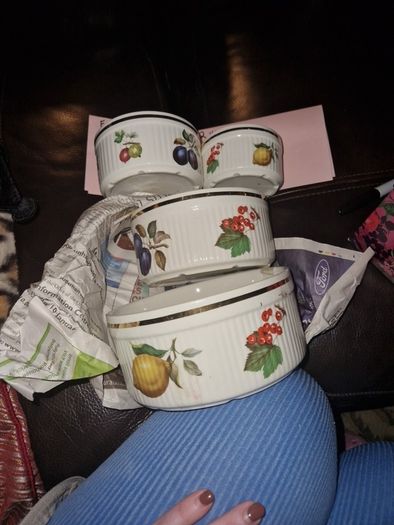 Alfred Meakin Souffle Dish Set