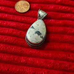 Beautiful Silver Toned Pendant - Good Quality (CS11)