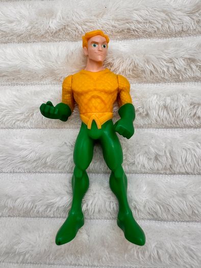 Kinder Maxi 2023 DC Justice League Aquaman approx. 12.5 cm. Used Please see phtos