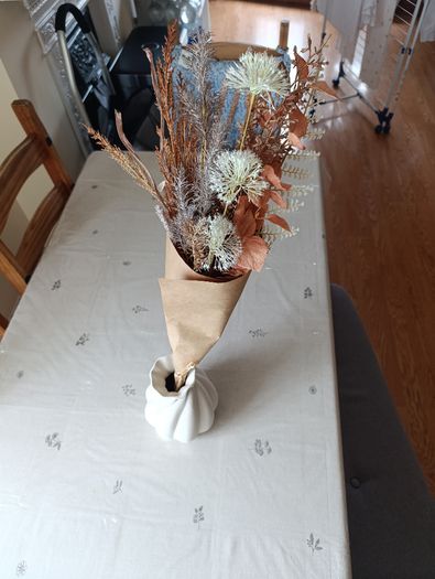 Boho Dried Floral Arrangement with Ceramic Swirl Vase