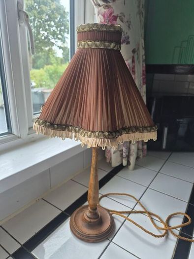 Lamp 1920s Vintage pleated silk shade solid oak base Table lamp