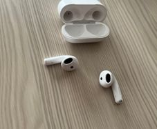 AirPods 4 (without ANC)