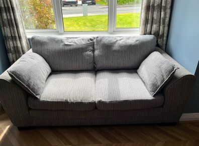 4 seater and 3 seater sofa for sale