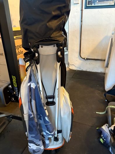 Taylormade 1R Bag
