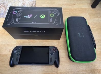 Rog Xbox Ally X with case and Box