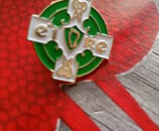 Hibernian old style Irish pin