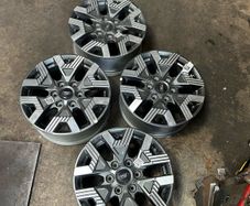 Brand new 18 Ford Ranger Alloys 300 for set