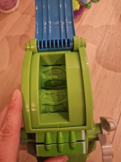 Playskool - Play-doh - Trash Tossin' - Rowdy The Garbage Truck