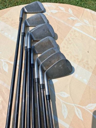 golf stand bag and clubs
