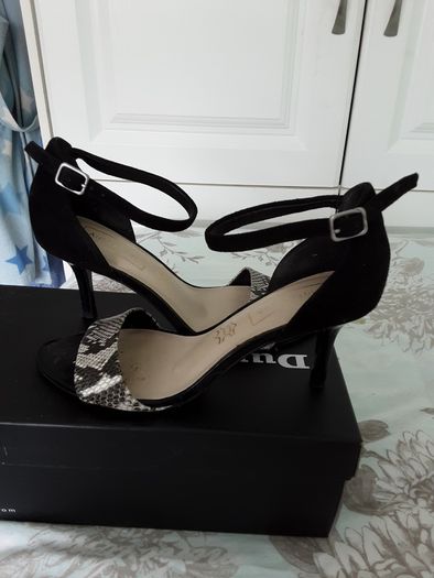 Ladies Shoes