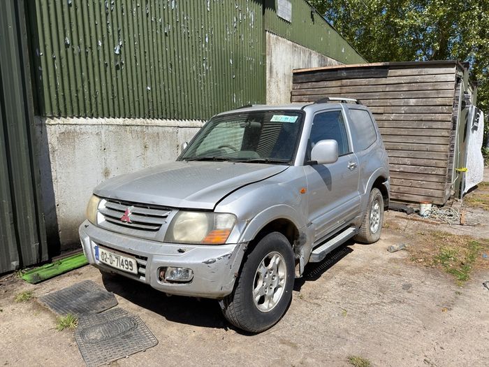 2002 Mitsubishi Pajero