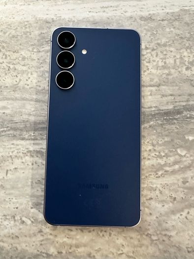Samsung Galaxy S25 FE