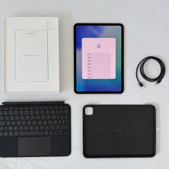 iPad Pro 11 M4 256GB - Battery 100% ONLY 14 Cycles!!