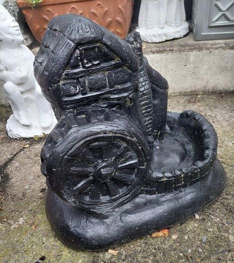 garden ornament