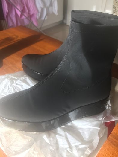 Ladies boots by Hogl