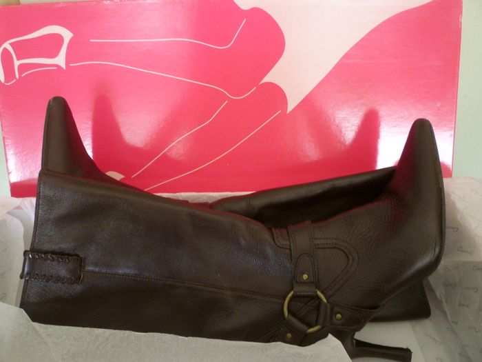 Gionni rustic brown leather boots Size Uk 6 Eu 39 with original box Immaculate. Euro 125 new