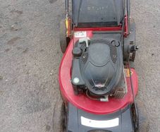 world self-drive lawnmower