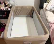 Next to me Graco Sweet2Sleep Bedside Crib Oatmeal