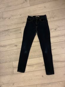 Womens Levis