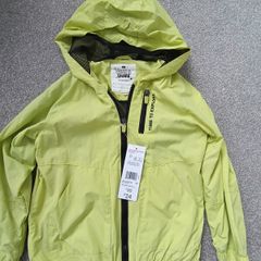NEW.boy's light jacket.age 6/7