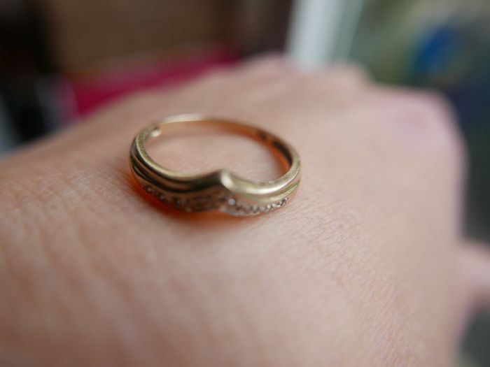 Vintage 9c Gold 375 Diamond Chevron Ring 1,5g