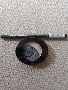 No 7 Makeup
