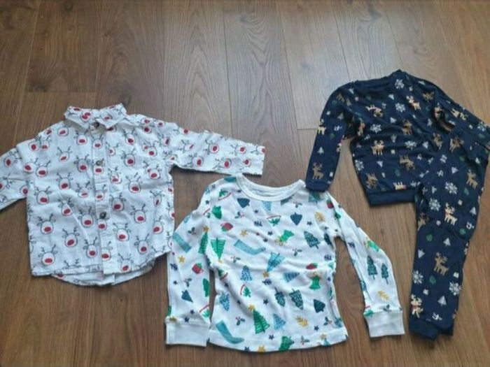 Christmas clothes 2-5 yo