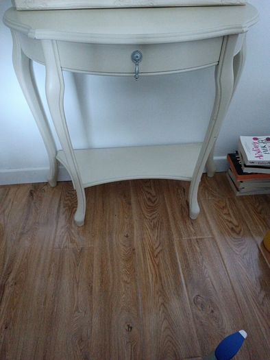 Cream Mirror & Demilune Table