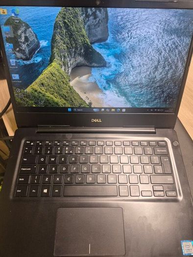 Dell Vostro laptop,i5 8th gen,16gb,256ssd,14"FHD Screen,Windows 11