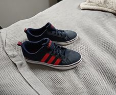 Girls Trainers