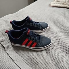 Girls Trainers