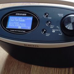 Roberts stream internet radio Like New original adapter