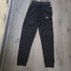 under armour track bottoms