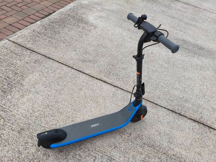 Electric scooter