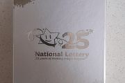 2 Boxed National Lottery Champagne Flutes