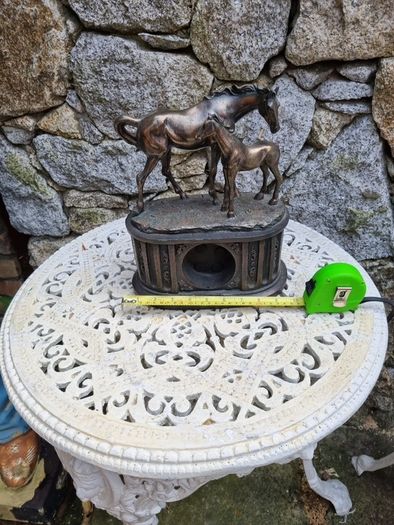 pewter horse an foul beautiful piece