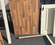 Fitted kitchen ends