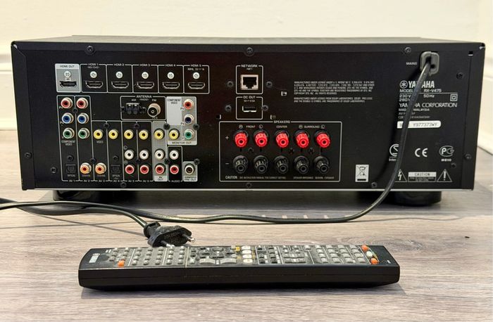 Yamaha RX-V475