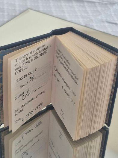 Vintage Robert Burns Miniature Poetry Book