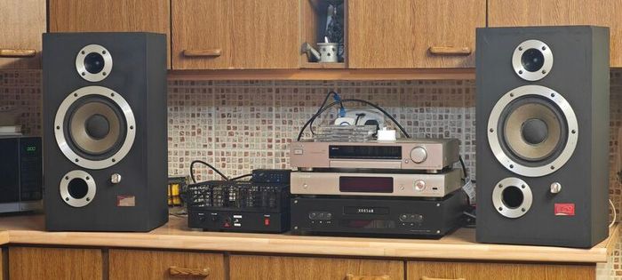 Wharfedale E20 Vintage audiophile speakers