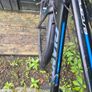 Giant Hybrid Bike Image 4