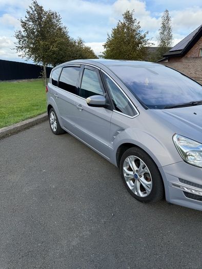 2011 Ford S-max