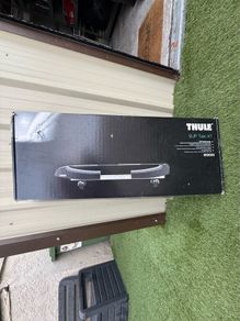 Thule SUP Taxi XT Surfboard and Stand Up Paddle Board Carrier