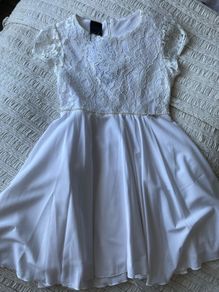 New dress size 128cm