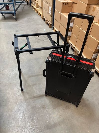 Sealed Make-Up Studio