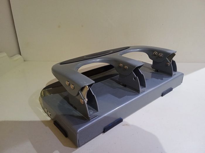 Hole Punch