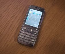 Nokia E52