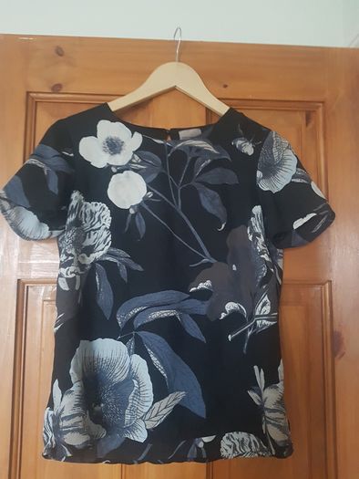 Ladies tops
