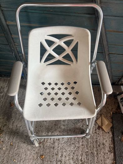 Commode