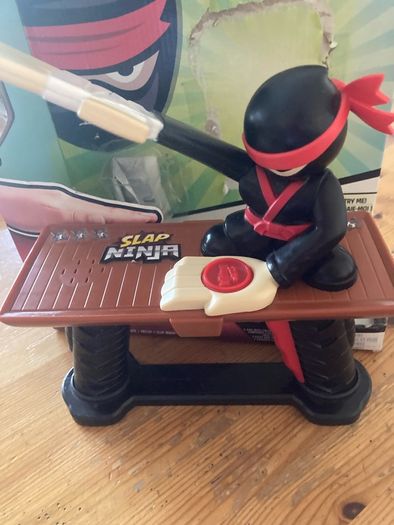 Slap Ninja Game For Two Players.